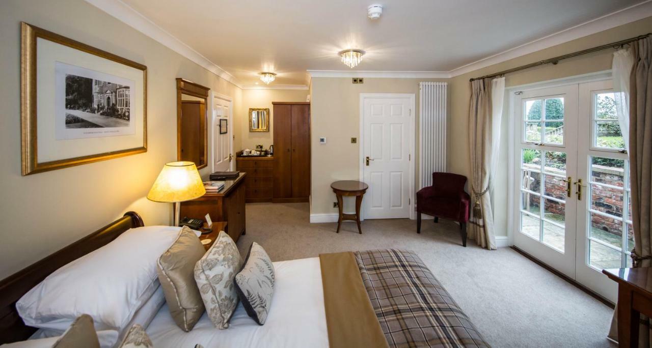 Goldsborough Hall Knaresborough Exterior photo